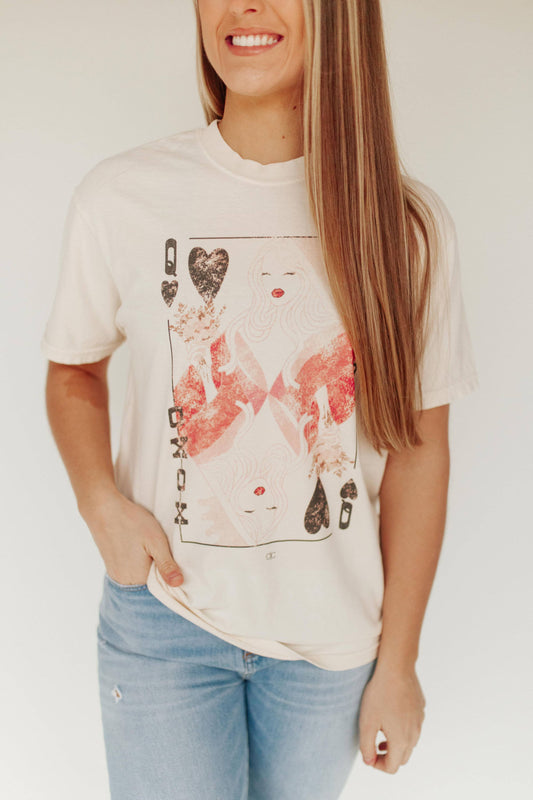 Graphic Tee - Vintage Queen Card