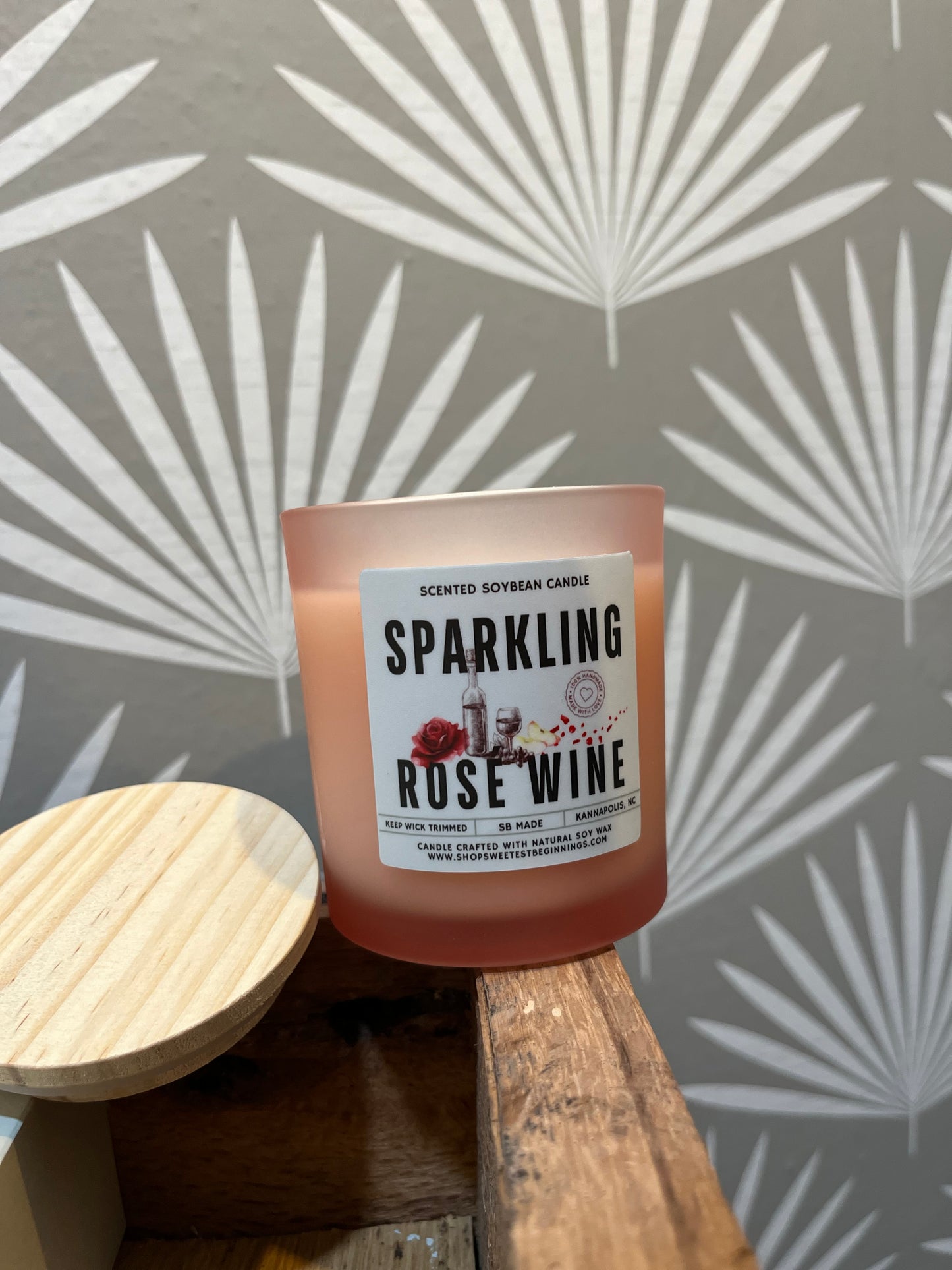 Sparkling Rose’ Wine