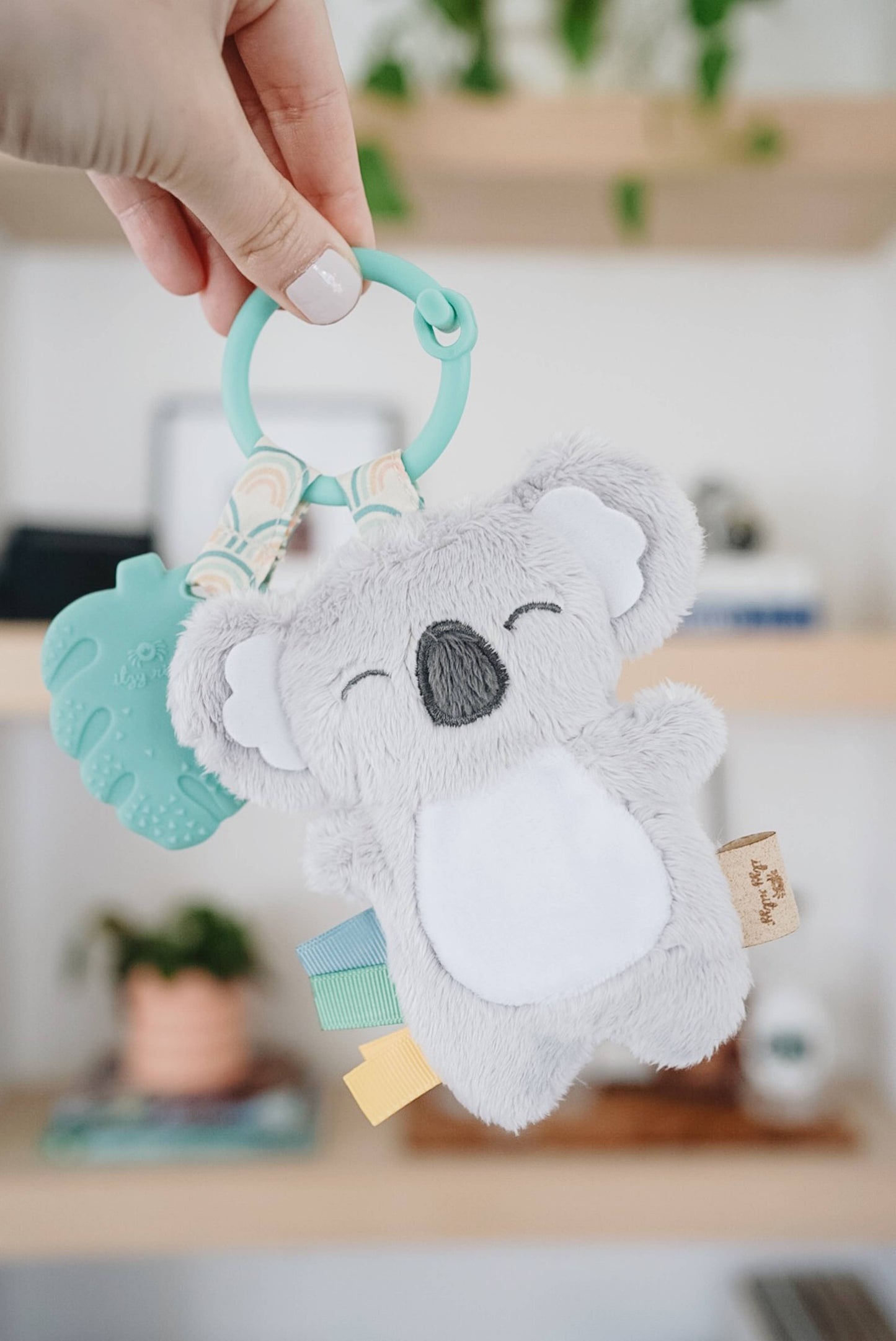 Itzy Pal Plush + Teether - Koala
