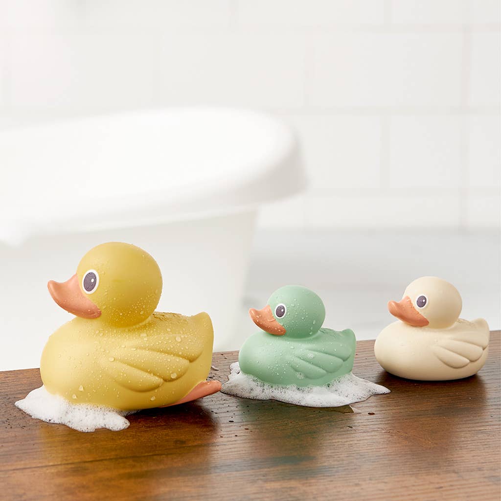 Itzy Ducky Family - Bath Toy