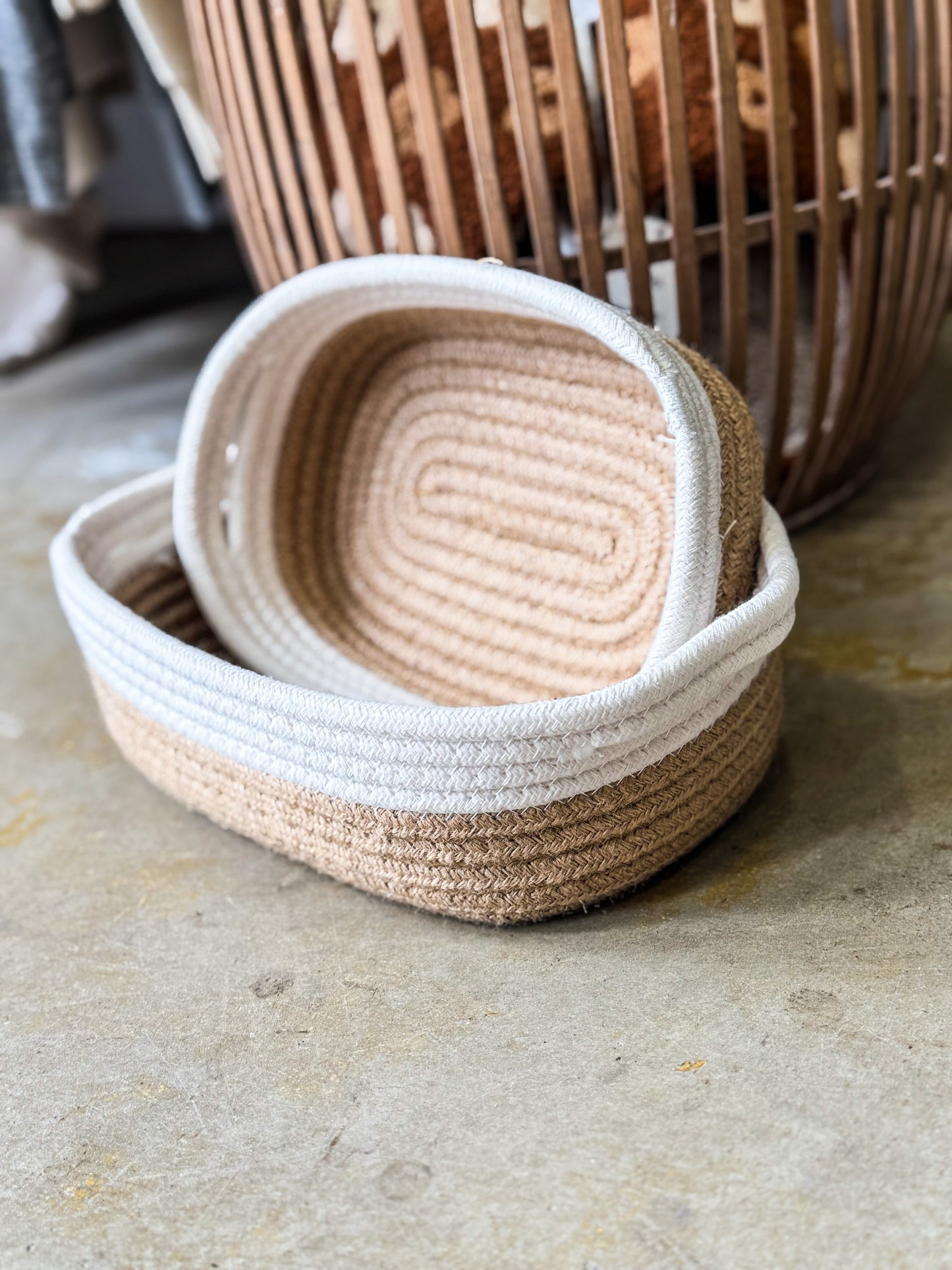 Build your own Basket - White Trim Top