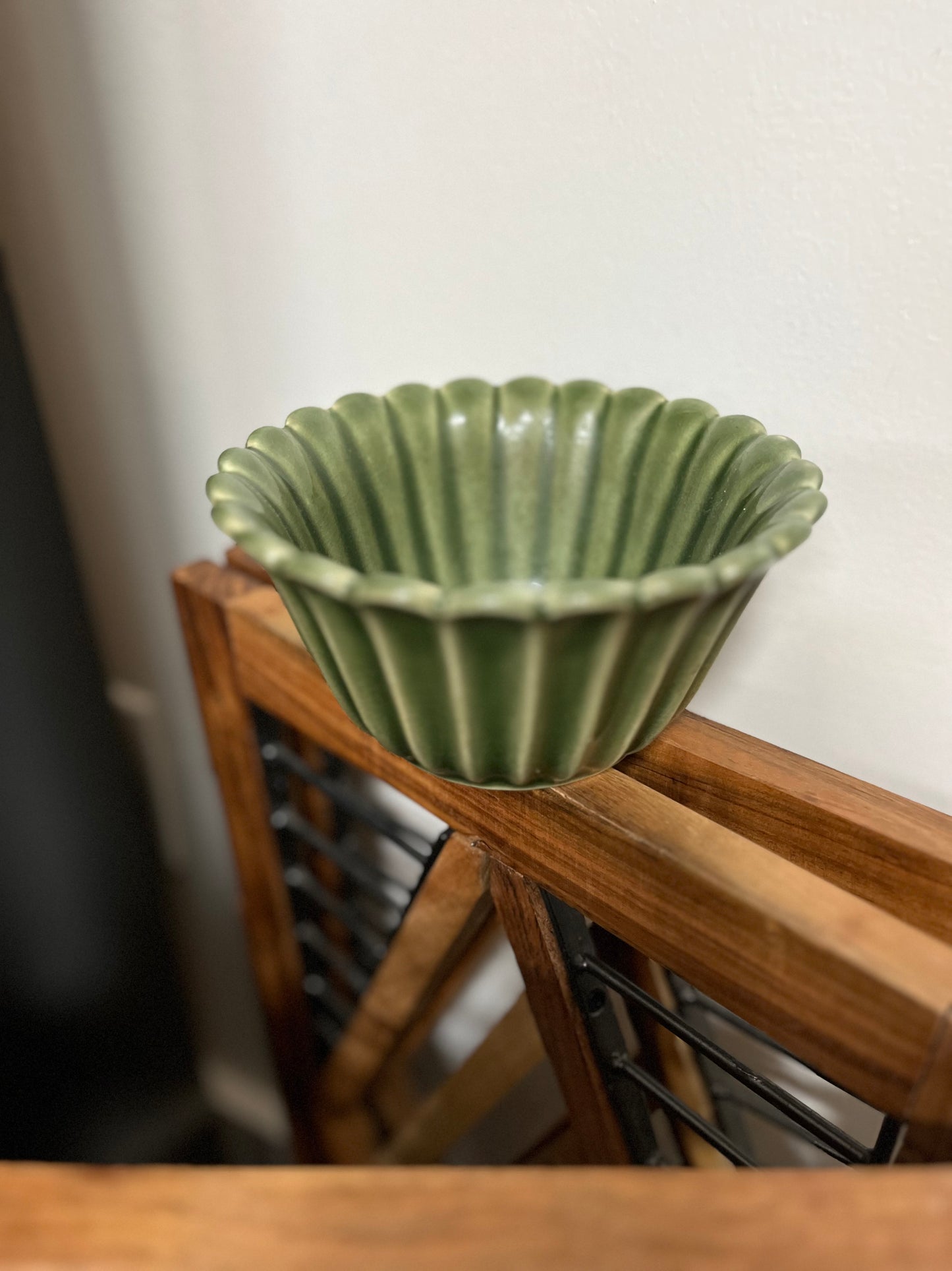 Scalloped Edge Green Candle - BYO