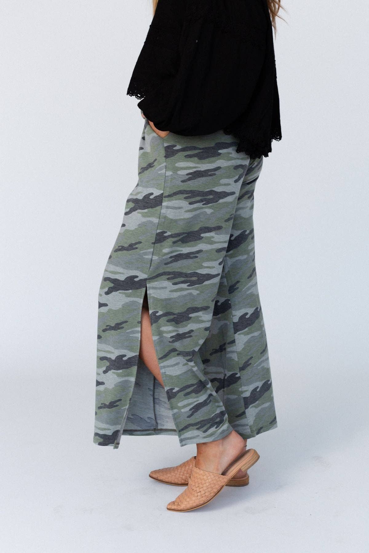 Wide Leg SLIT Pants - Camo