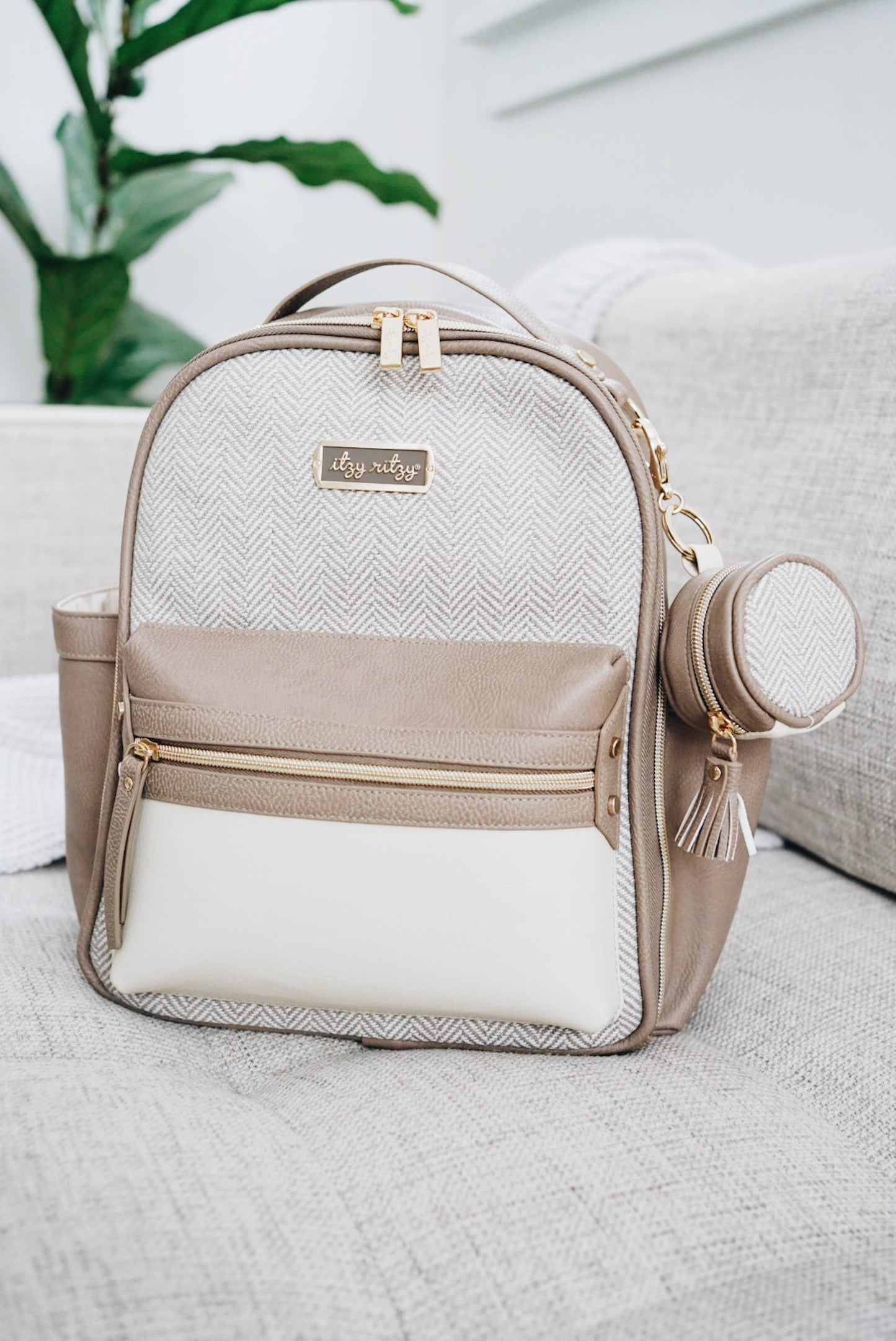 Diaper Bag Charm Pod Keychain - Vanilla Latte