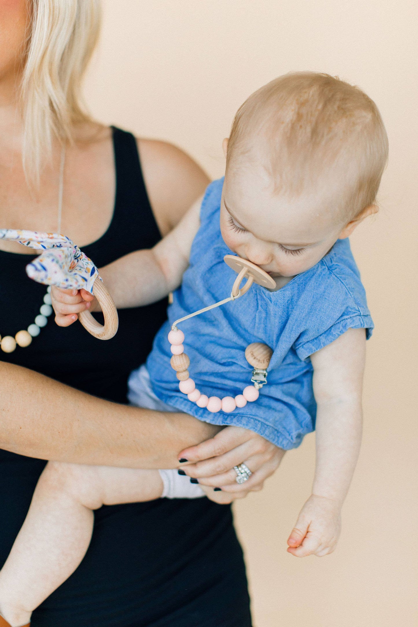 Crinkle Bunny Ears Teether - Floral