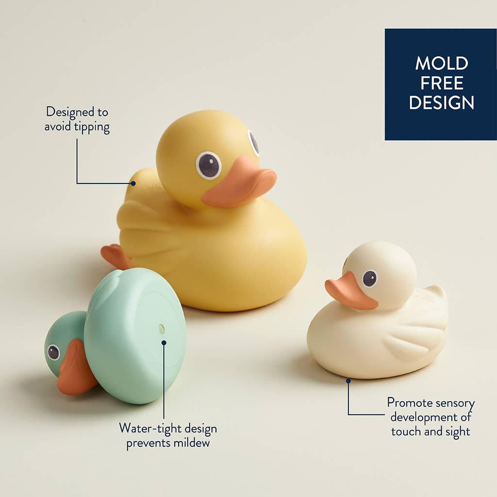 Itzy Ducky Family - Bath Toy