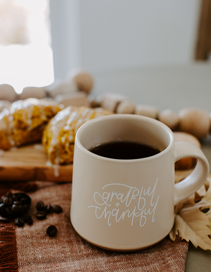 Grateful & Thankful Mug