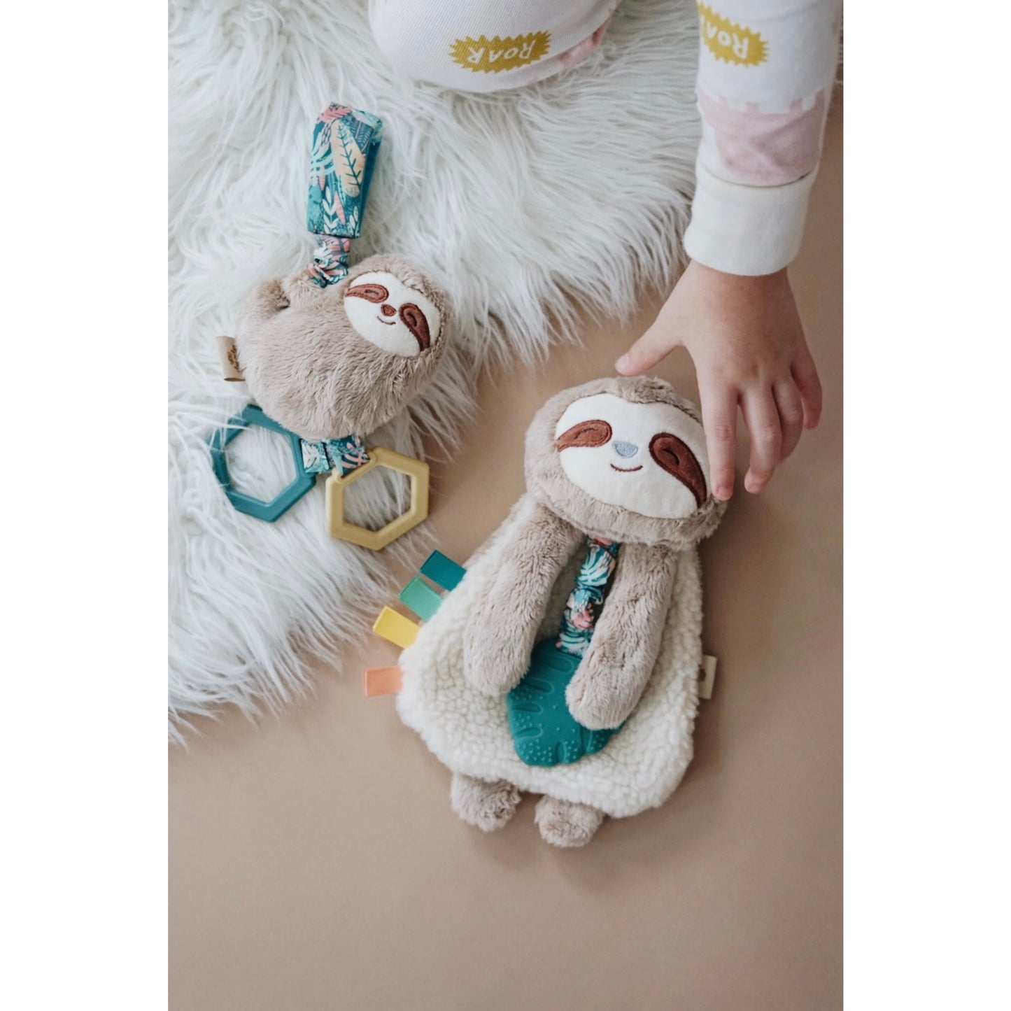 Ritzy Jingle™ Sloth Attachable Travel Toy