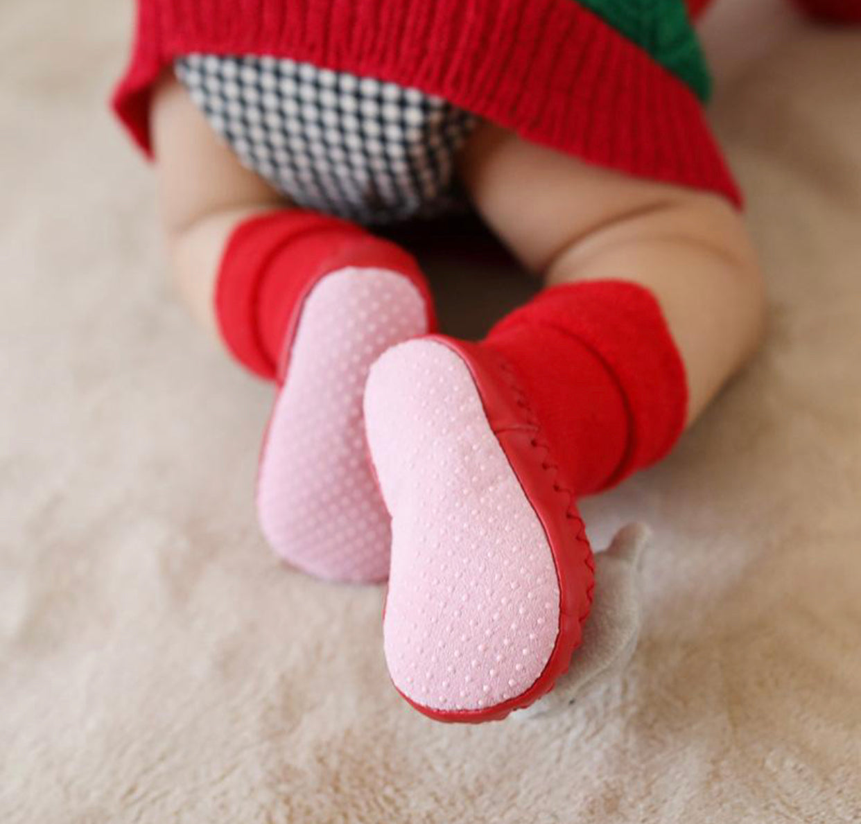 Rattle Socks - Santa