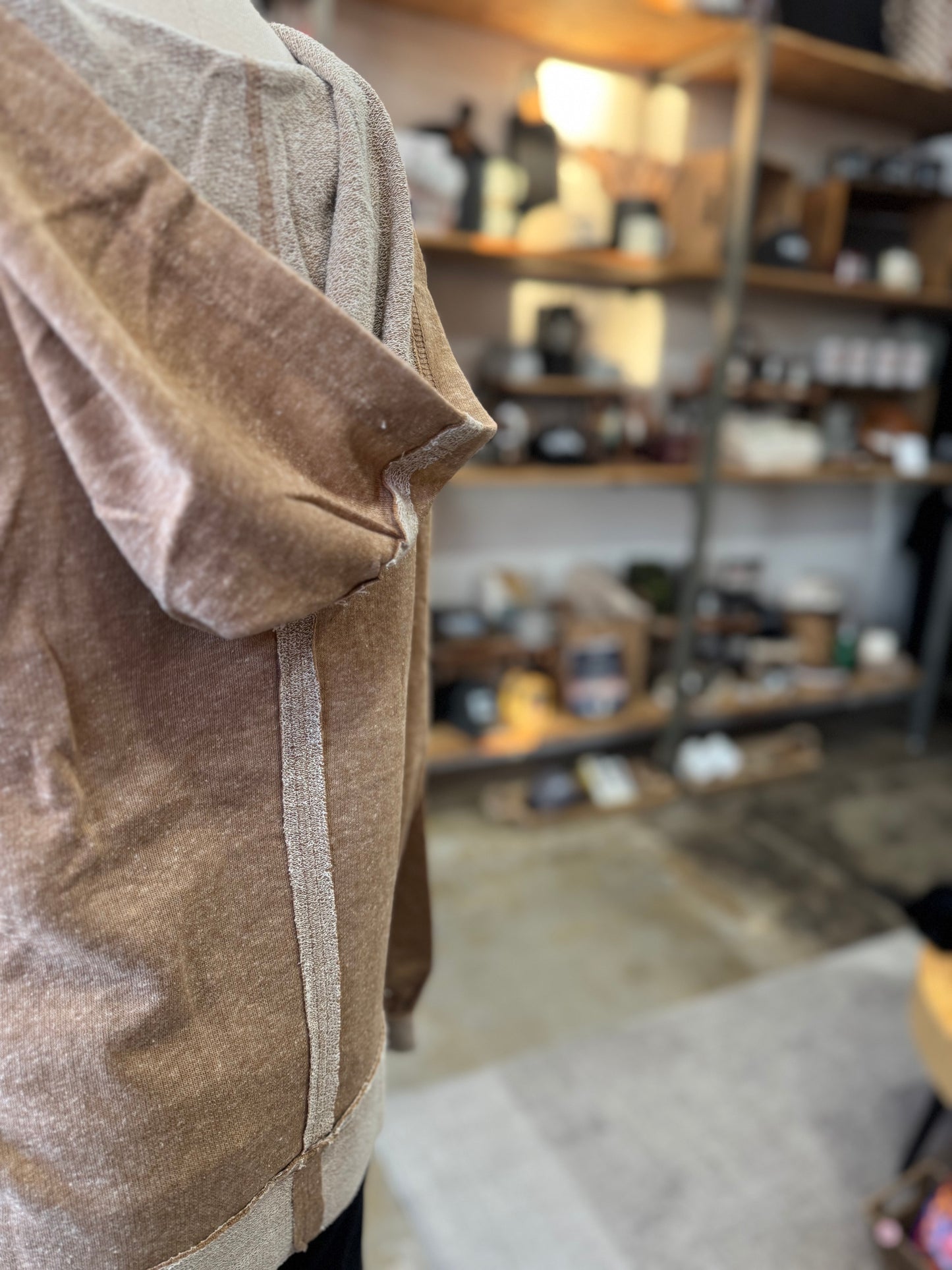 Contrast Trim Slit Raw Hoodie - Camel