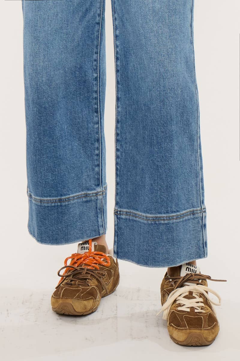 Amelia - High Rise Cropped