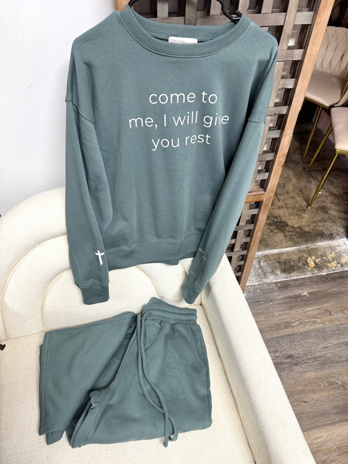 Two Piece Set - Come to me, I will give you rest.