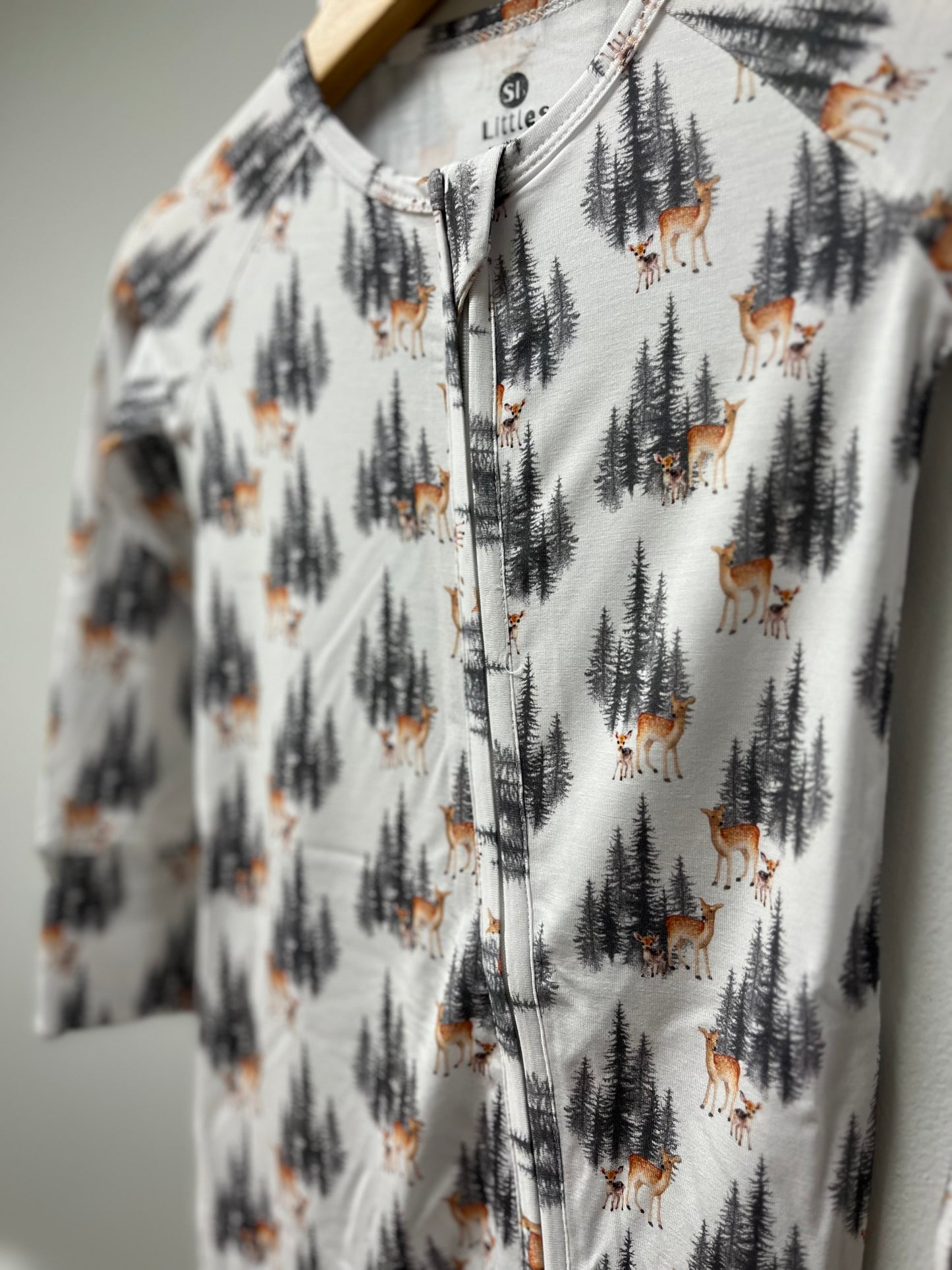 Oh deer! - Bamboo Zipper Sleeper