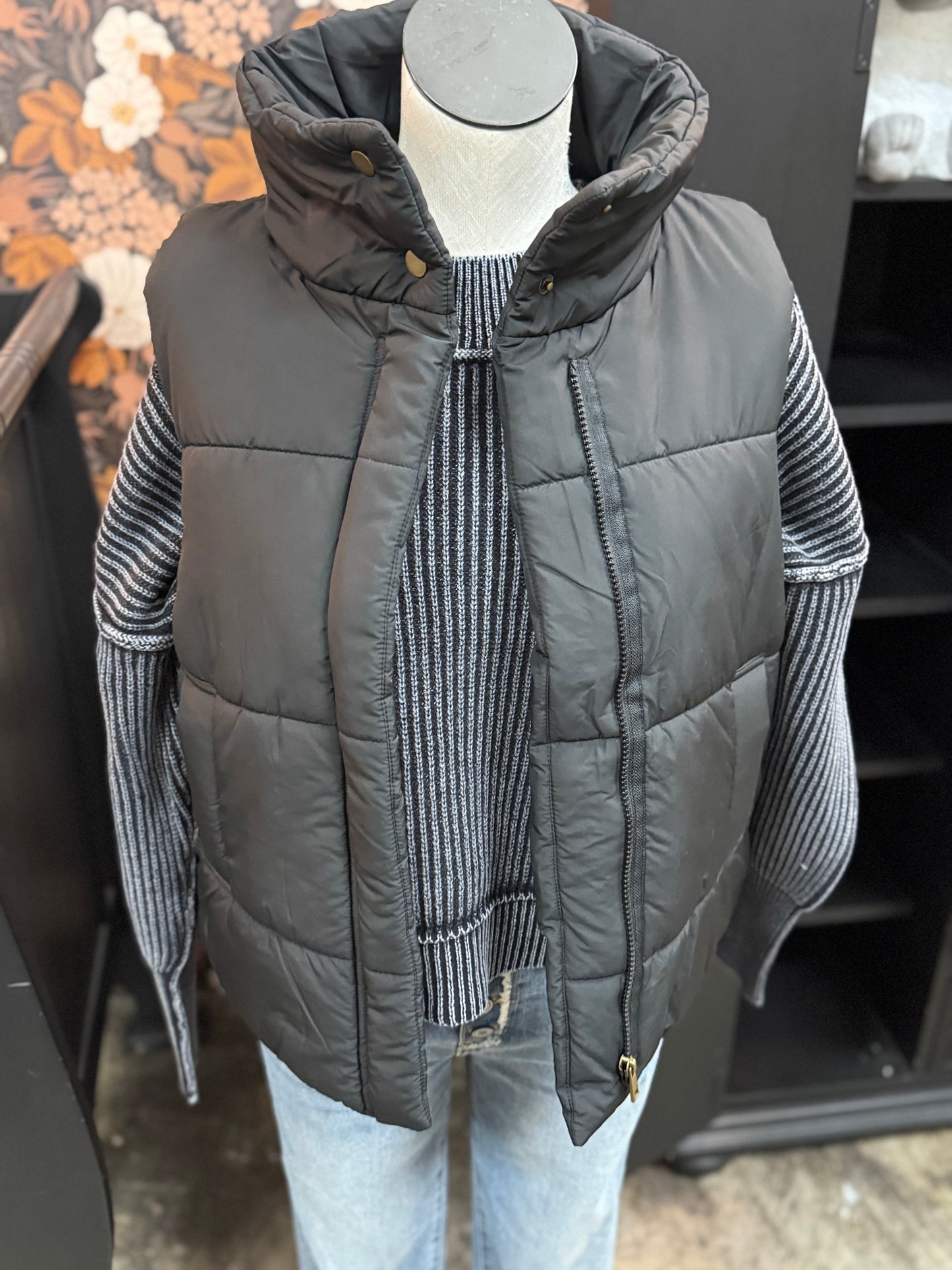Puffer Vest - Black
