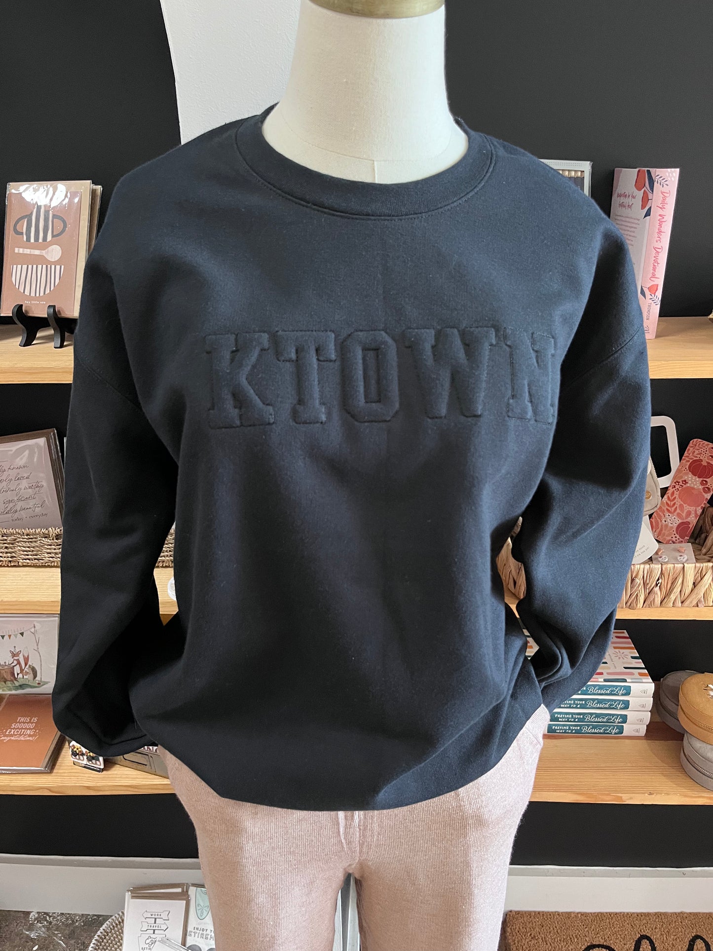 KTOWN Sweatshirt - Black