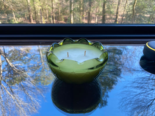 The Wave - Green Candle