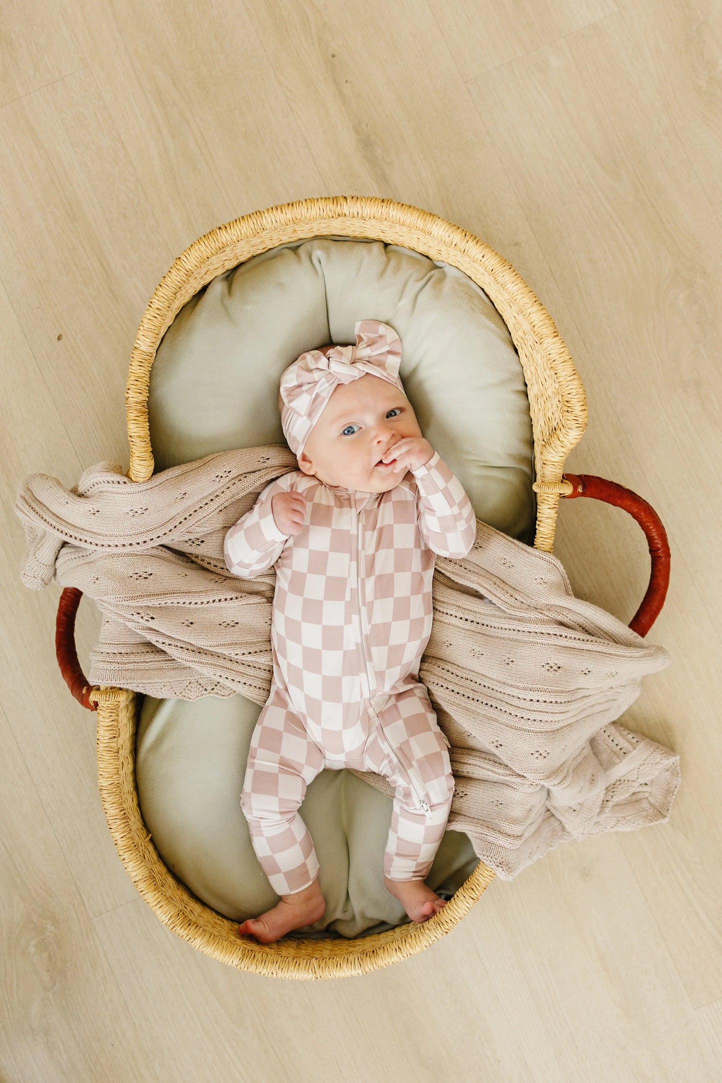 Bamboo Sleeper - Charlie