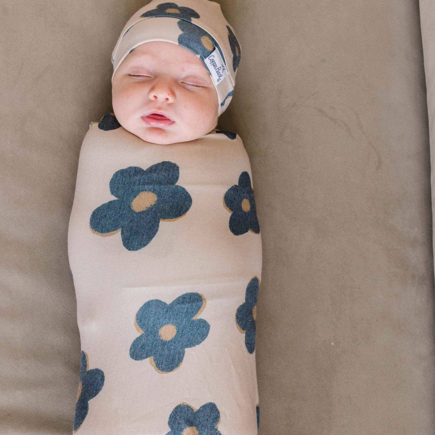 Knit Swaddle Blanket - Gemma In Tan